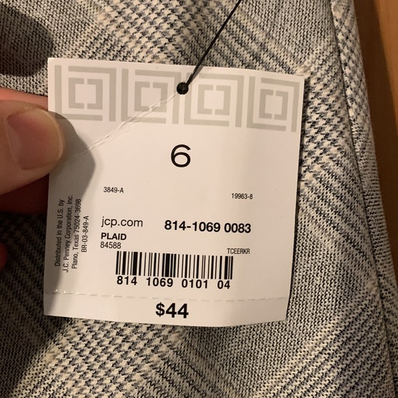 Skirt - Picture 2 of 5